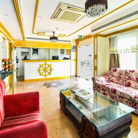 Oyo 137 Marina Hotel Muscat Ngoại thất bức ảnh