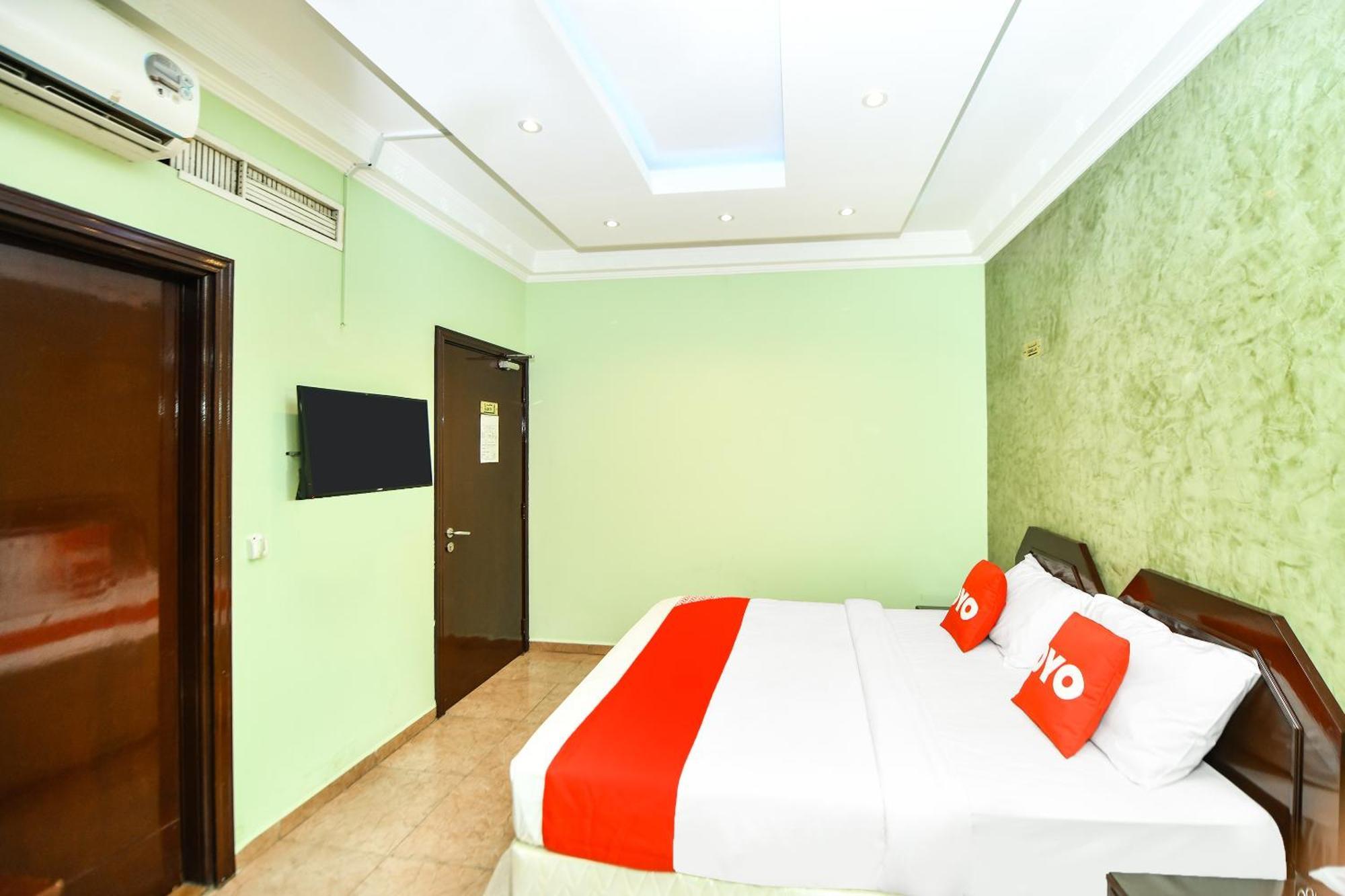 Oyo 137 Marina Hotel Muscat Ngoại thất bức ảnh