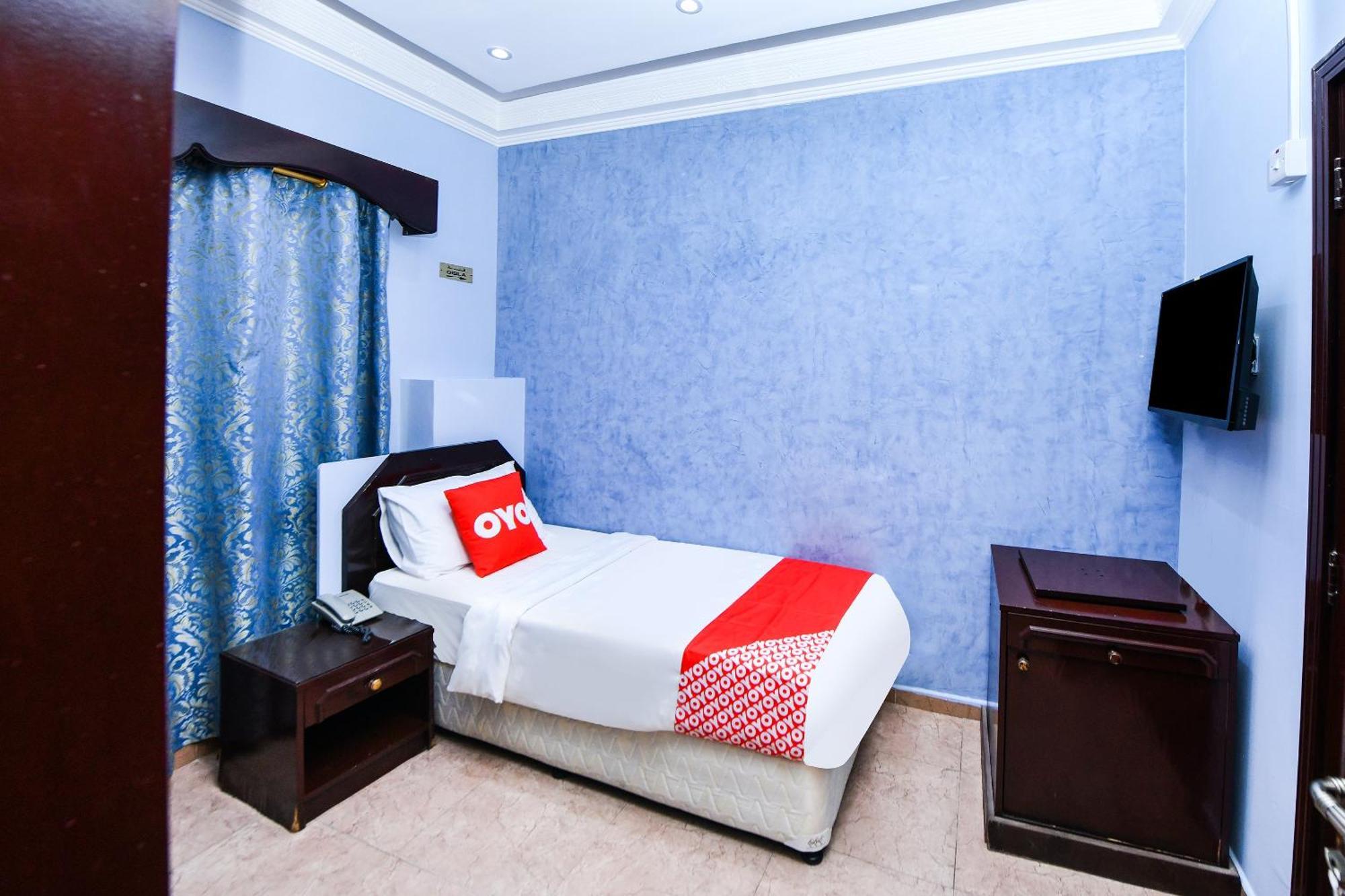 Oyo 137 Marina Hotel Muscat Ngoại thất bức ảnh